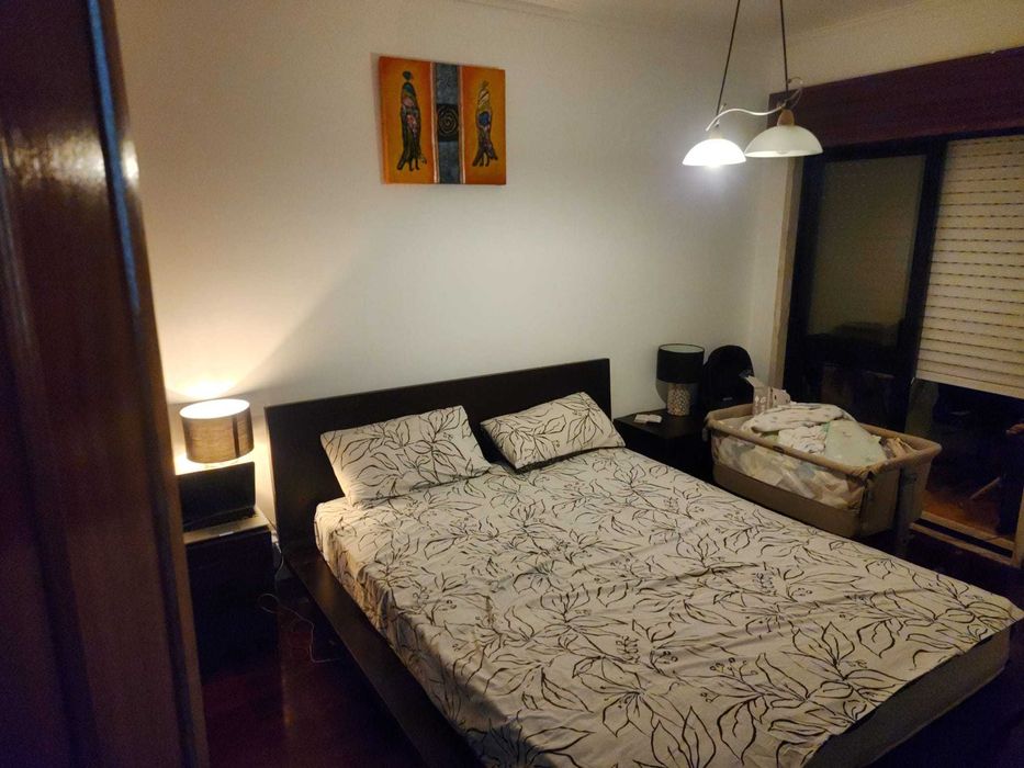 Quarto Casal, no Algueirão Mem Martins
