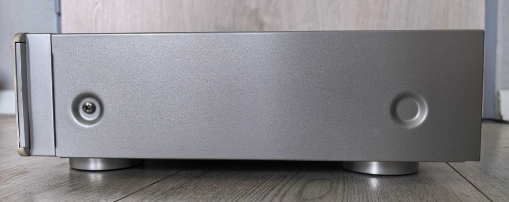 Tuner Marantz ST6001