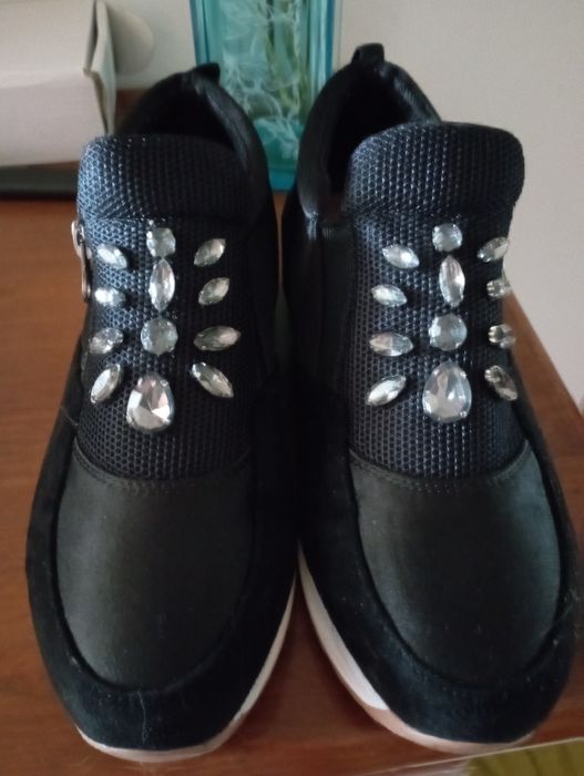 Sapato tênis tam 36