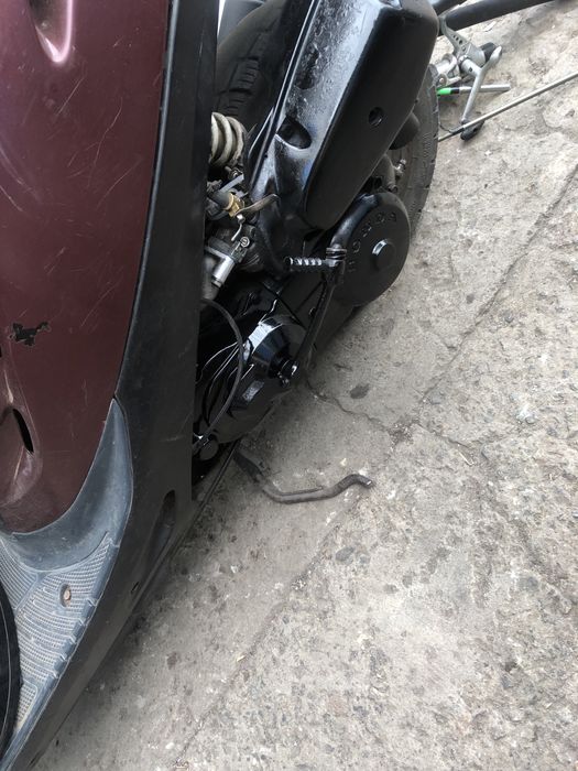 Продам скутер хонда дио 27