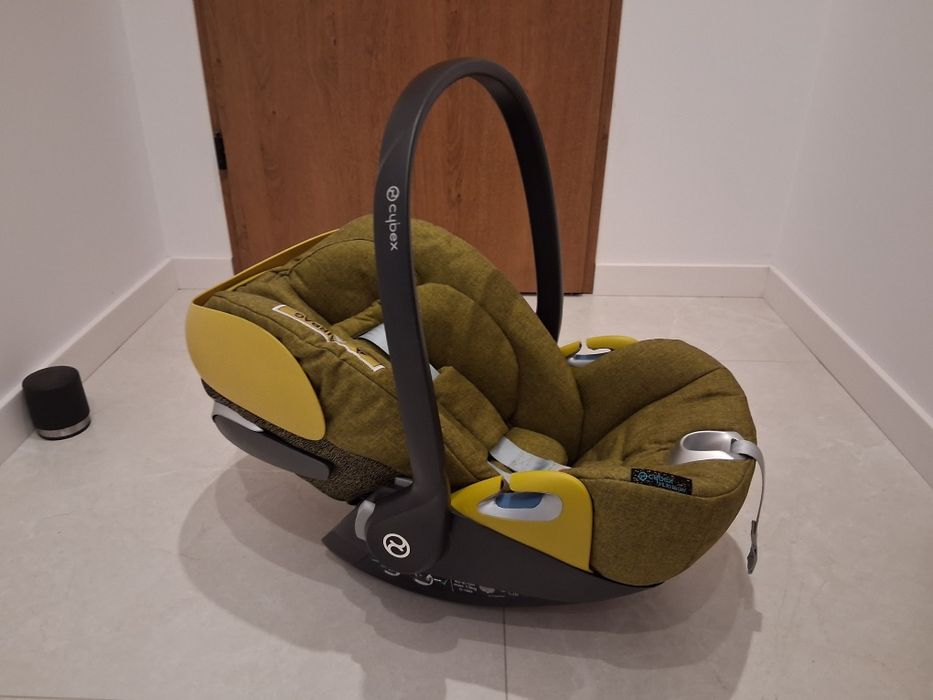 Cybex Cloud Z i-Size Plus/Mustard Yellow