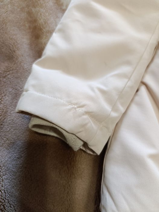 Продам куртку на дівчинку