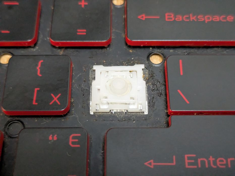 Клавіші з клавіатури Acer Nitro 5 з підсвіткою