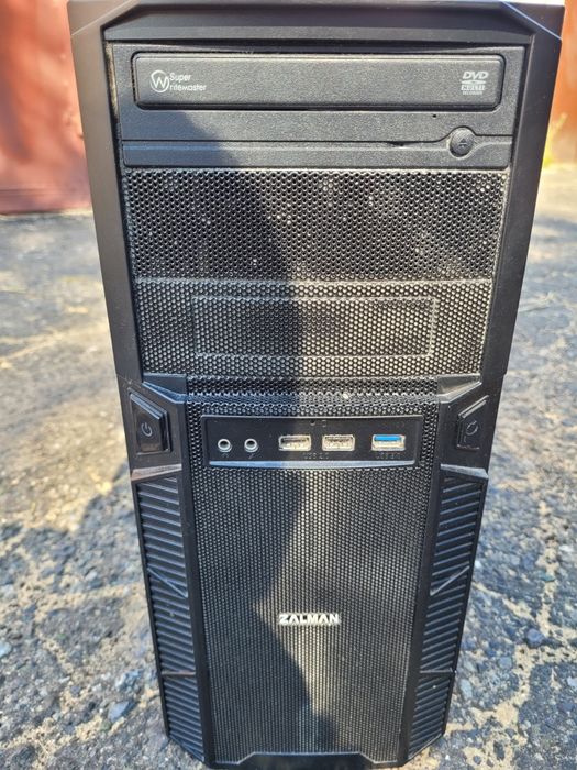 Komputer stacjonarny