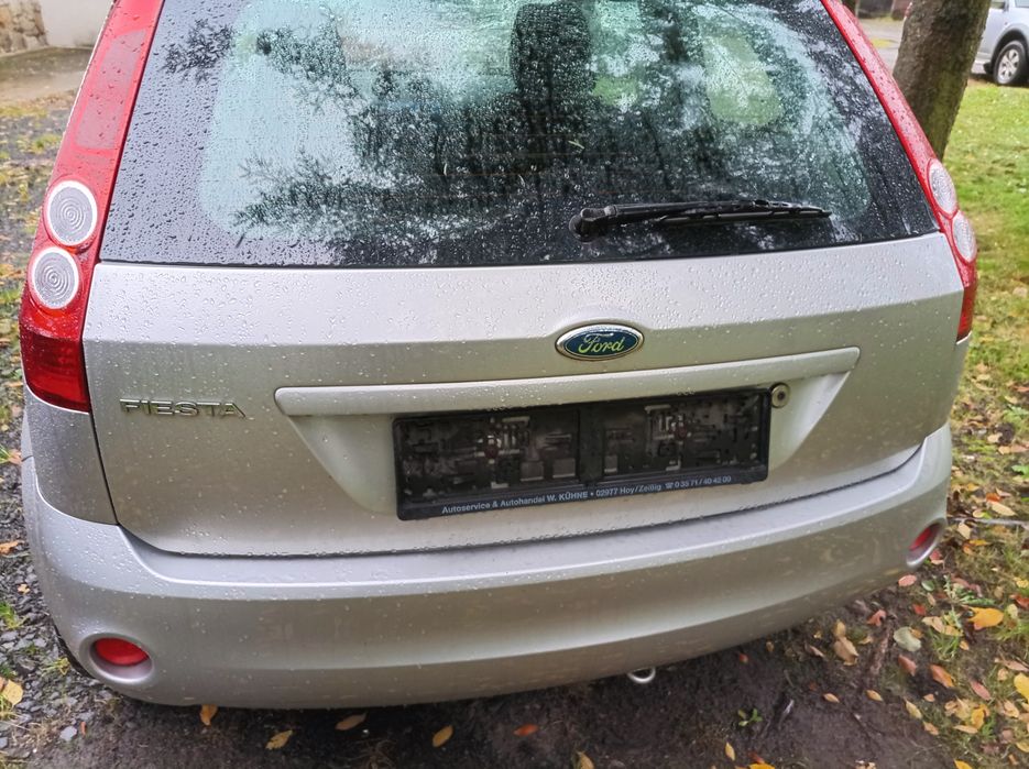 Klapa bagażnika Ford Fiesta Mk6 lift 3d. lak.62