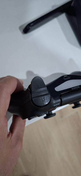 PS4 Slim 500GB + comando original