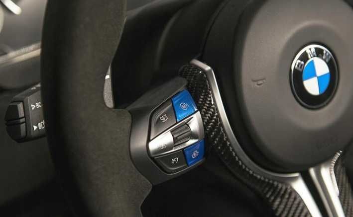 Przyciski M1 M2 kierownicy BMW M3 M4 M2 Czerwone / Niebieskie