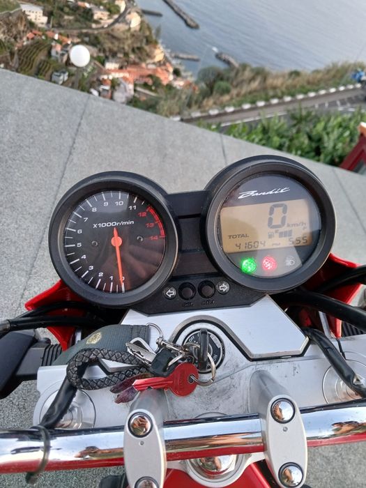 Suzuki Bandit 650 Venda/Troca