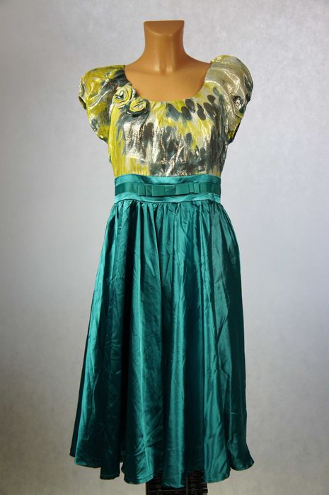Jiafeng rozkloszowana sukienka satyna butelkowa zieleń bal karnawał M