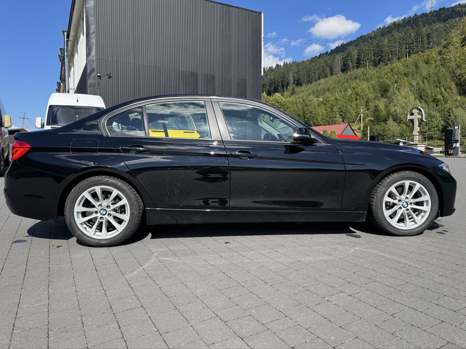 BMW F30 2015 xdrive