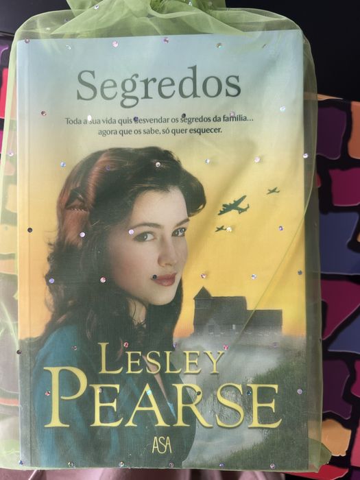Lesley Pearse SECRETS
