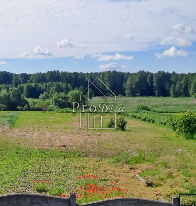 Продаж ділянки під житлову забудову 42 сотки. с. Завалівка