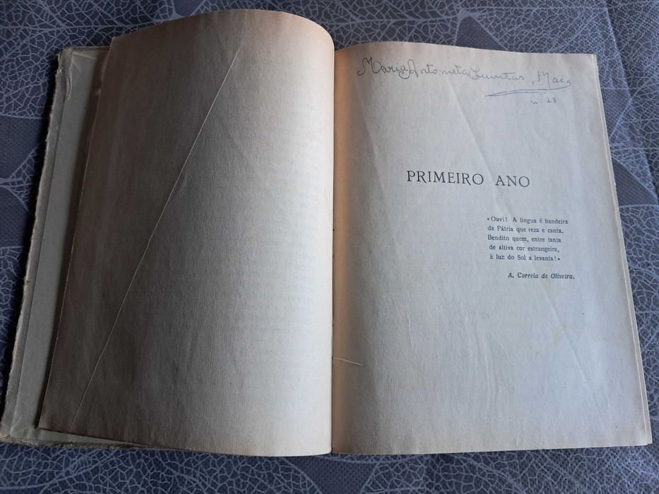 Livro de leitura de José Pereira Gonçalves