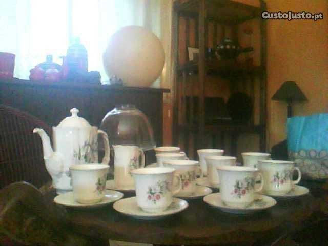 Serviços de refeição café e chá