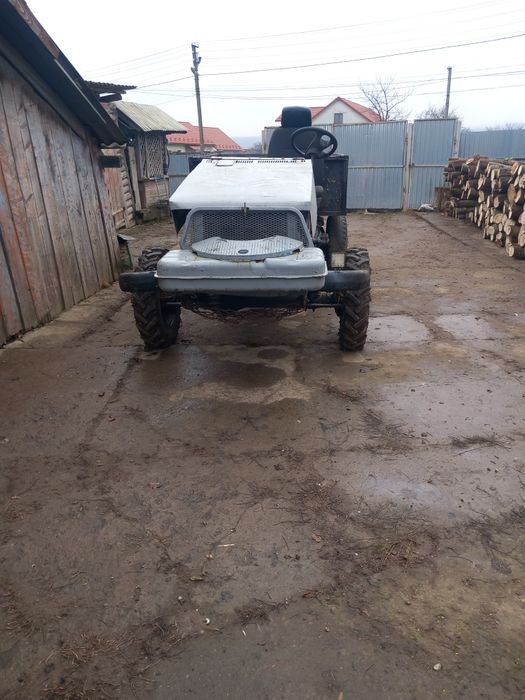Продам трактор самодельний двигун внормальному стані дизильний 1.6