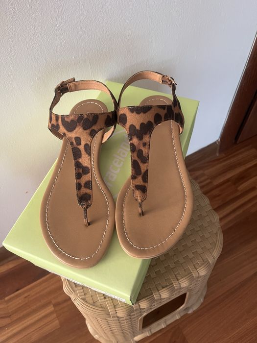 Nowe sandalki firmowe roz.38