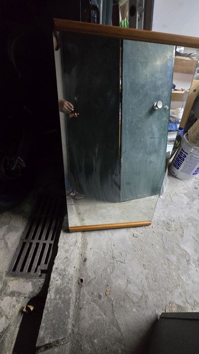 Espelho usado quarto