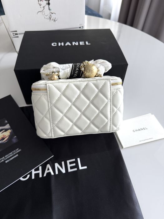 Сумка Chanel Vanity Milk
