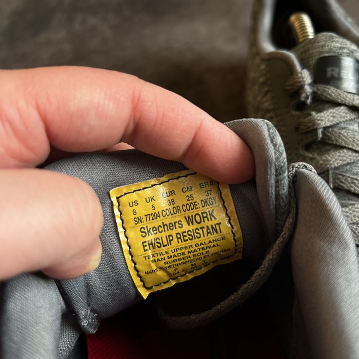 Жіночі кросівки Skechers RelaxedFit slip resistant. P. 38. Ідеал!!