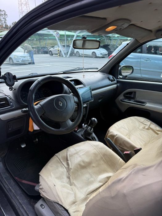 Renault Clio /2001