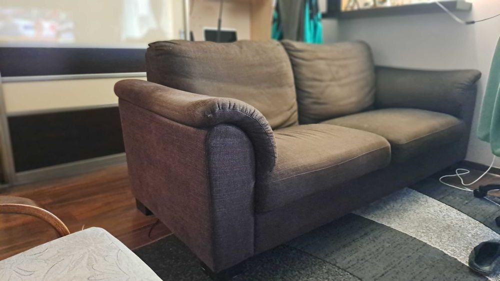 Kanapa nie rozkładana