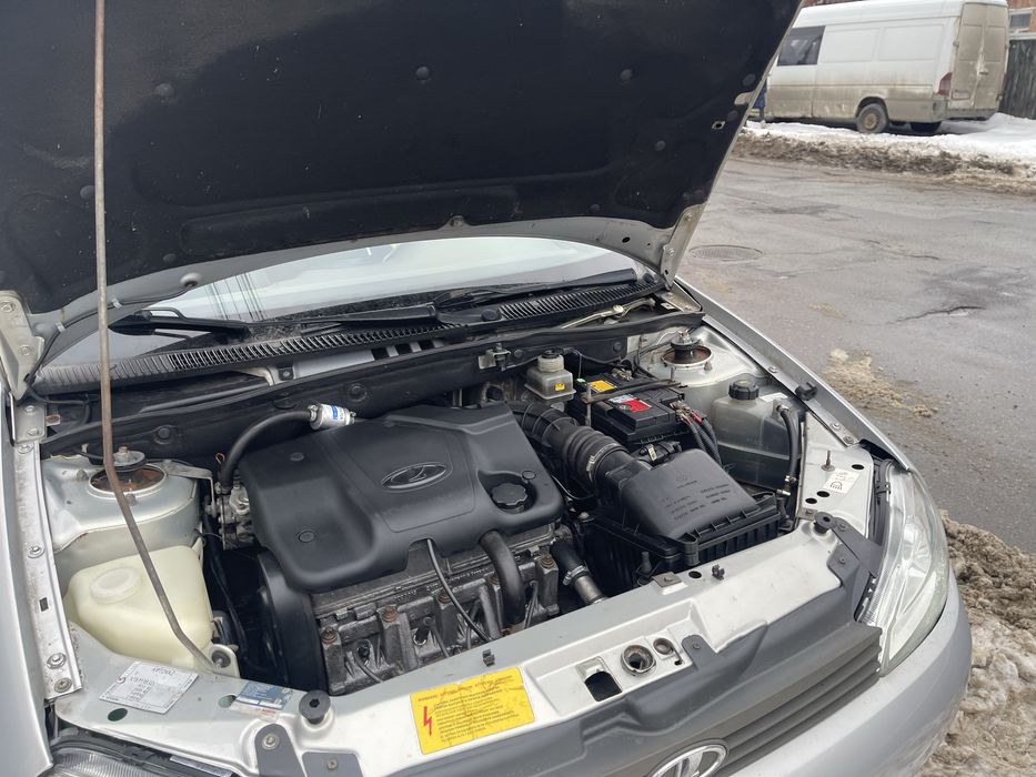 Автомобиль полностью ухоженный хорошем состоянии