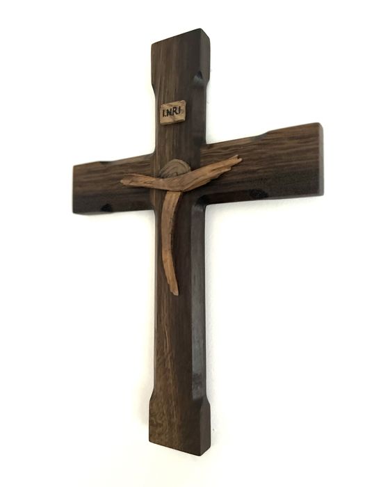 Krzyż rękodzieło z czarnego dębu