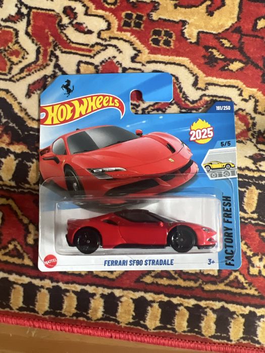 ミニカー Hot Wheels Ferrari SF90 Stradale RC Hot Wheels RC 1:64 Scale Ferrari SF90 Fiorano – Mastermind Toys