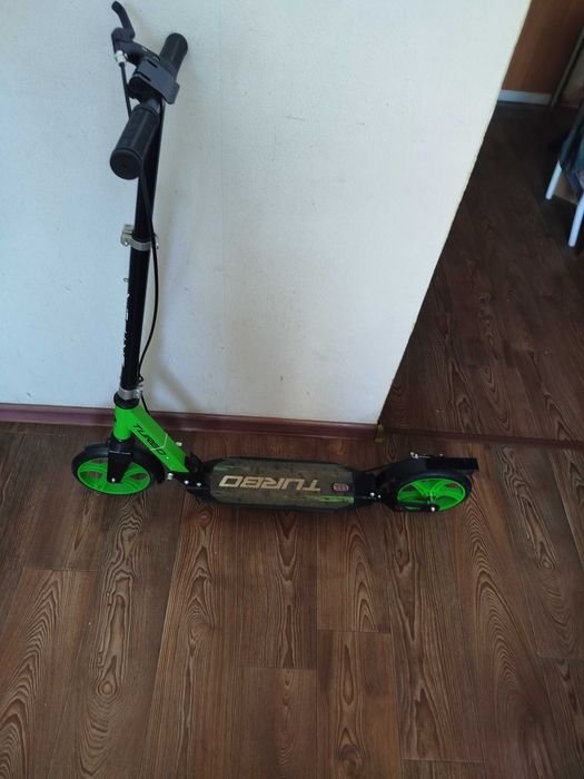 Продам самокат Skyper Turbo TR-46503