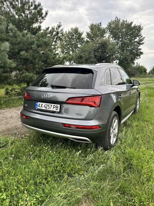 Audi Q5 2018 авто в ідеальному стані