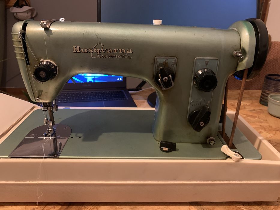 Máquina Costura Husqvarda Typo 51
