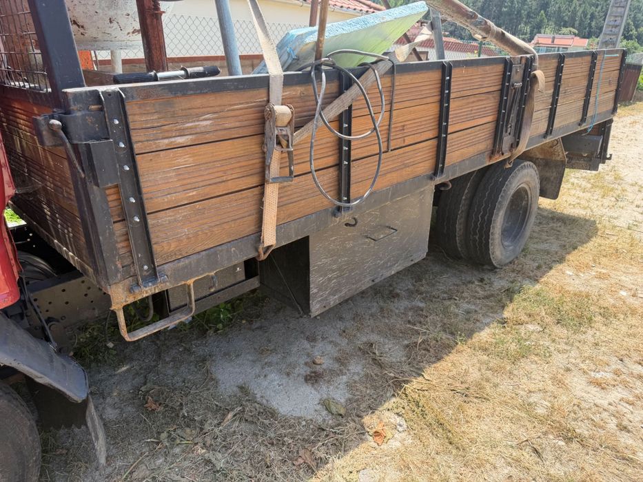 Vende se carrinha Toyota Dyna