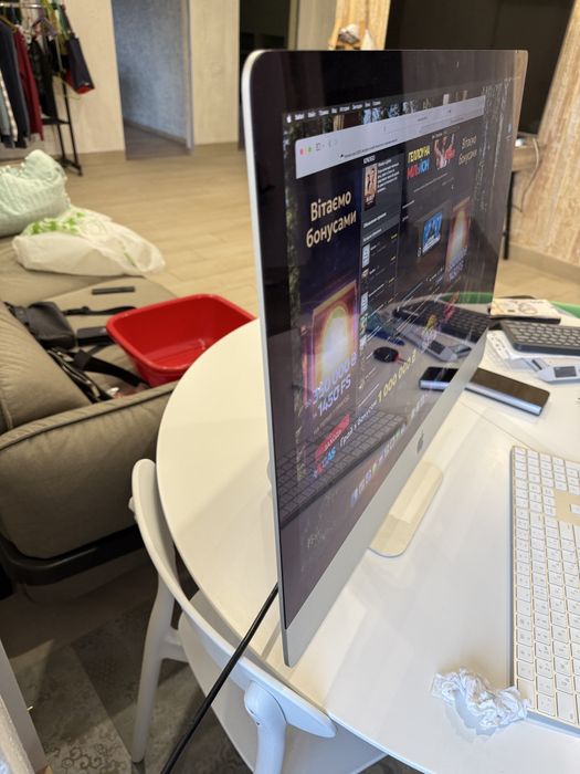 Продам iMac Retina 5K, 27-inch, Late 20151