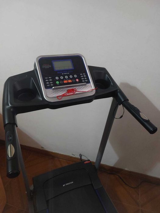 Vendo passadeira como nova. Apenas para desocupar. Interessados MP.