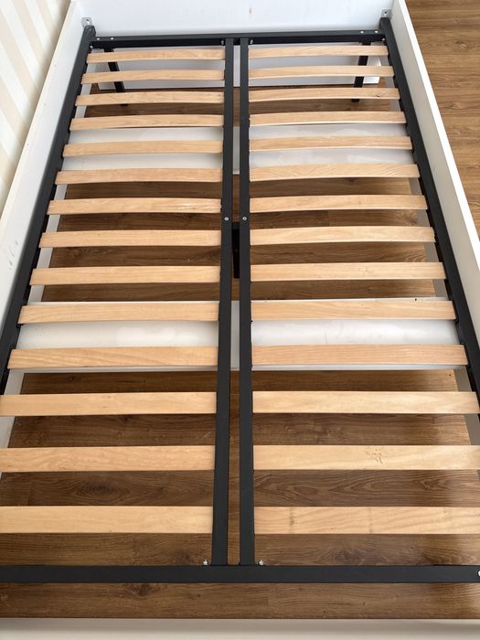 Ліжко спальне з ламелями, каркас металевий (кровать) 1.2 на 2м