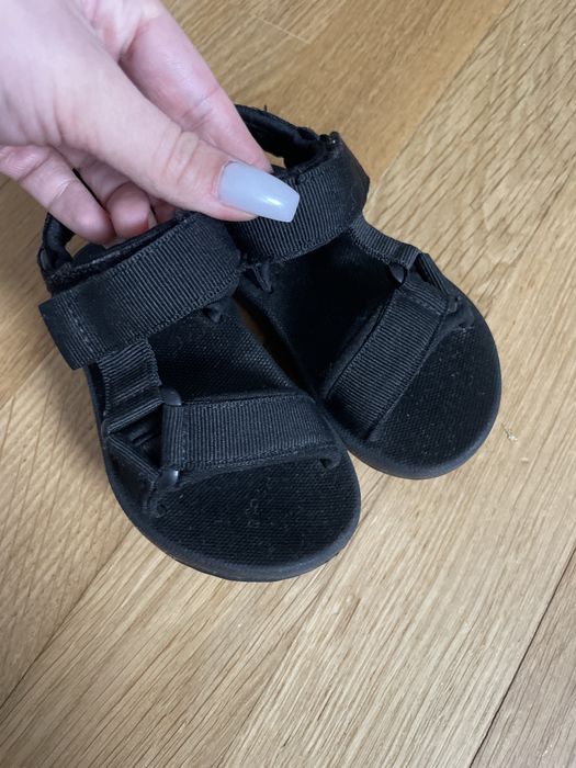 Босоніжки некст