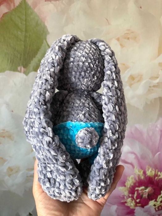 Зайчик Зайка с длиными ушами