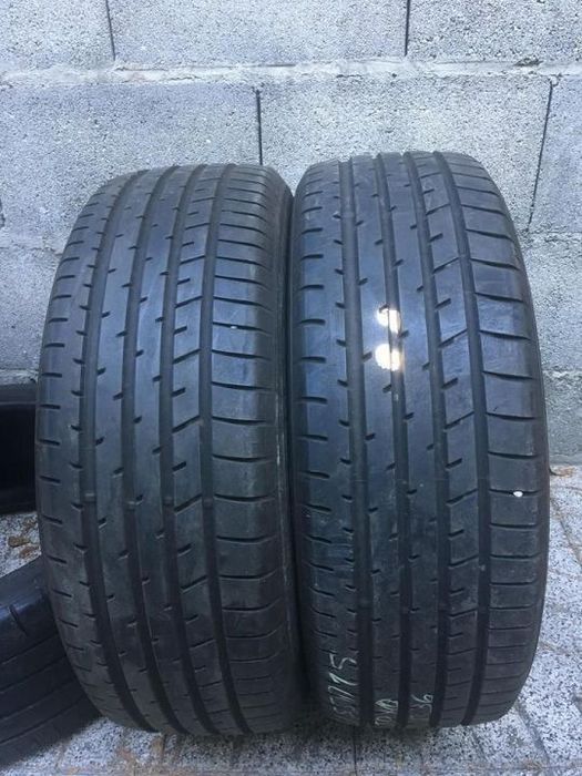 2 Pneus 225/55/19 Toyo Proxis R36-99v com mais de 85% de piso