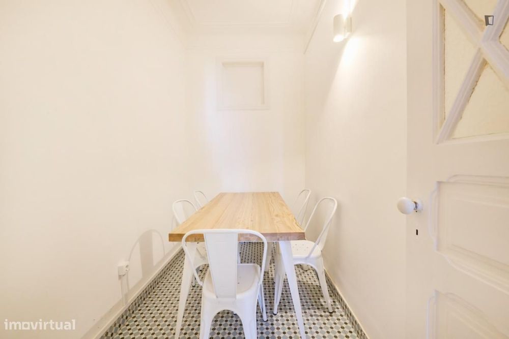 Quarto - localizado em Rato Lisbon