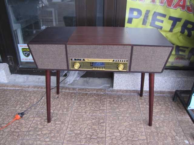 Gramofon styl retro drewniana obudowa 4 nogi AUNA Belle Epoque 1912