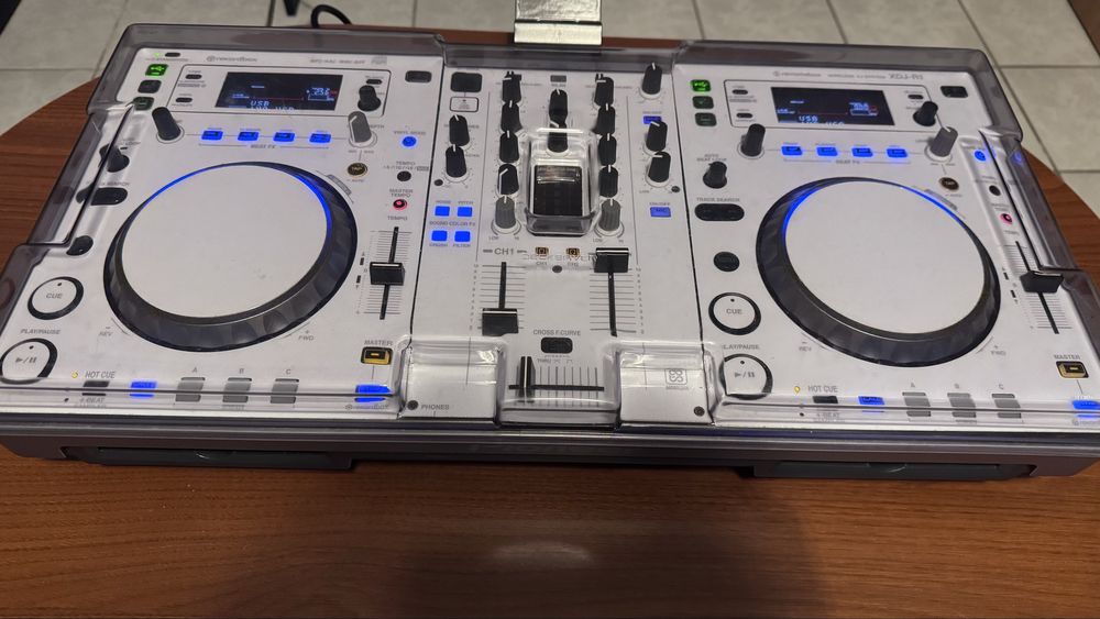 Pioneer XDJ-R1 +Decksaver + torba