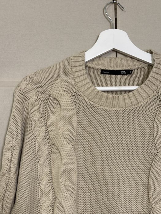 Beżowy sweter damski S