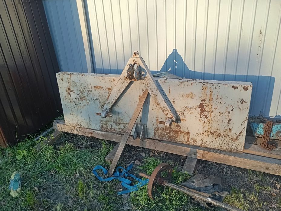 Продам т 40  в хорошому стані мотор після капіталу коробка ідеальна