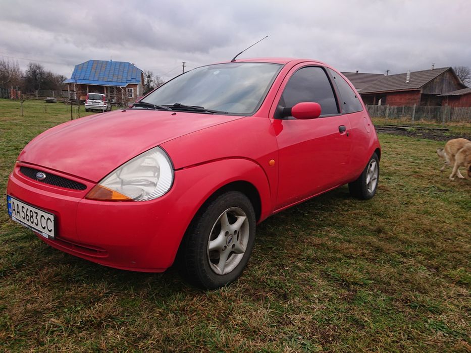 Атомобіль Ford...