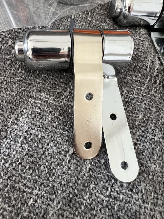 Dobradiças sistema lento para tampa sanitaria