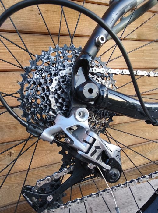 Decathlon riverside touring 920
