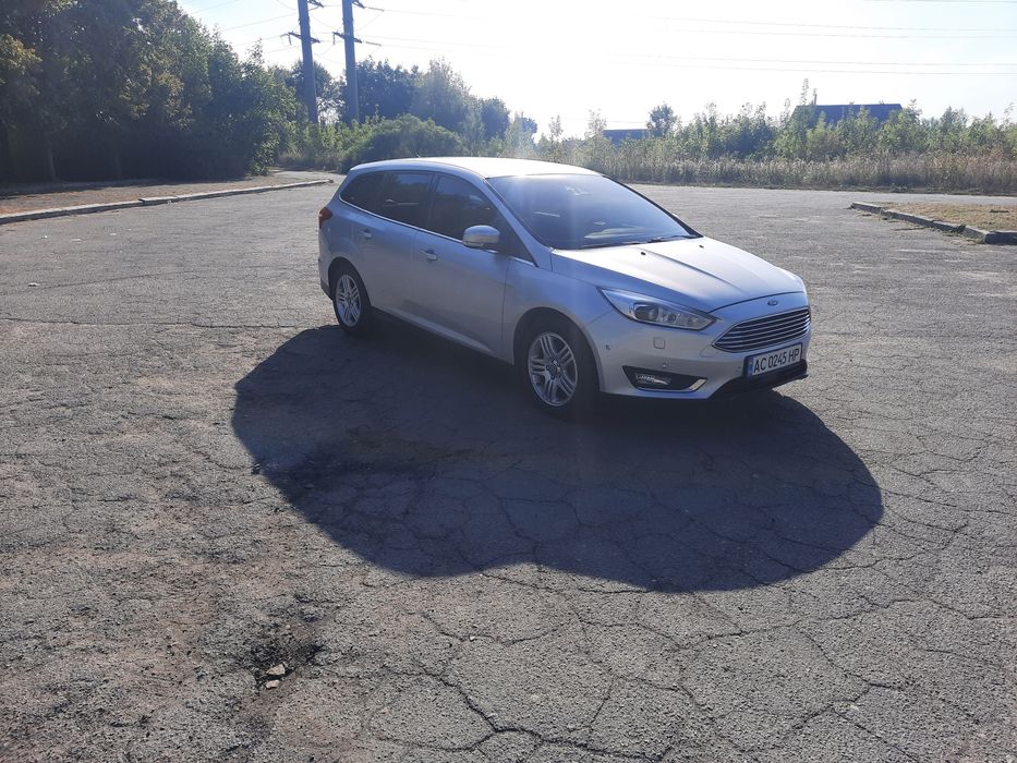 Форд фокус 2016рік універсал 2.0 дизель