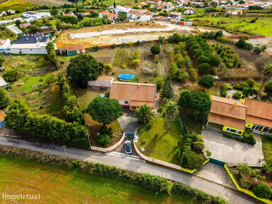 Moradia T3 com terreno