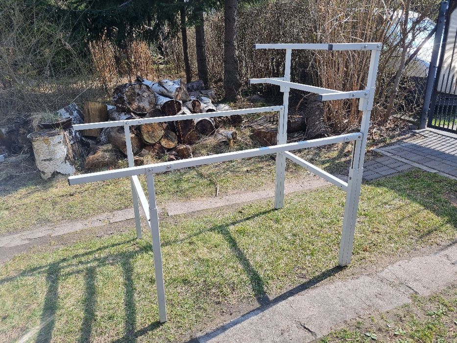 Stelaże stołów do pakowania / montażowych regulowane