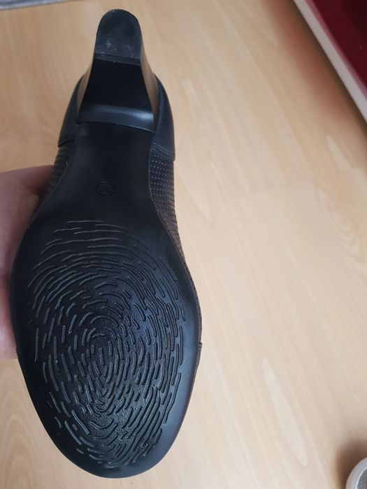 Półbuty Lasocki rozm.37